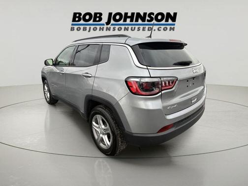 Billet Silver Metallic Clearcoat 2023 Jeep Compass Latitude