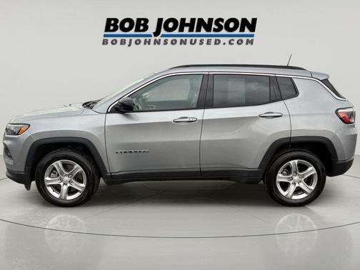 Billet Silver Metallic Clearcoat 2023 Jeep Compass Latitude
