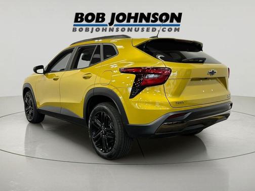 Nitro Yellow Metallic 2024 Chevrolet Trax FWD ACTIV
