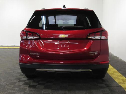 Cherry Red Tintcoat 2022 Chevrolet Equinox 1LT