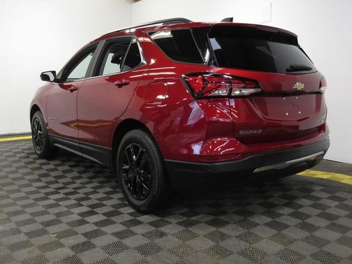 Cherry Red Tintcoat 2022 Chevrolet Equinox 1LT