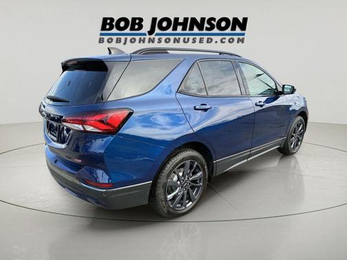 Blue Glow Metallic 2022 Chevrolet Equinox AWD RS
