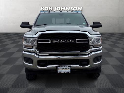2022 RAM 2500 Tradesman Crew Cab 4x4 6'4' Box