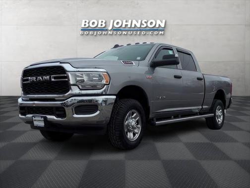 2022 RAM 2500 Tradesman Crew Cab 4x4 6'4' Box