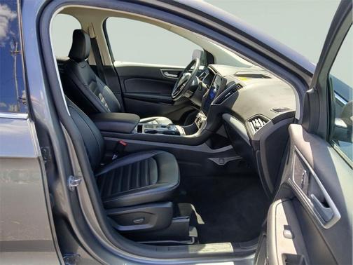 Carbonized Gray Metallic 2021 Ford Edge SEL