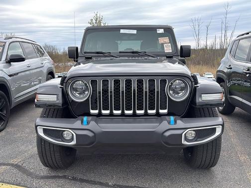Black Clearcoat 2023 Jeep Wrangler 4xe Sahara