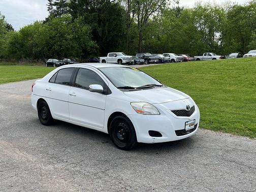 Super White 2012 Toyota Yaris LE