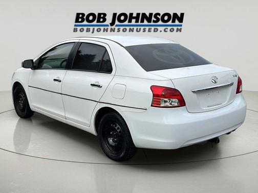 Super White 2012 Toyota Yaris LE