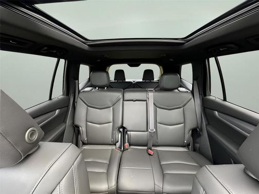 Argent Silver Metallic 2025 Cadillac XT6 Luxury FWD