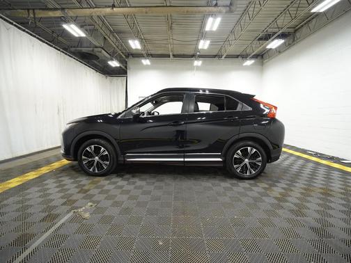 Tarmac Black Metallic 2018 Mitsubishi Eclipse Cross SEL
