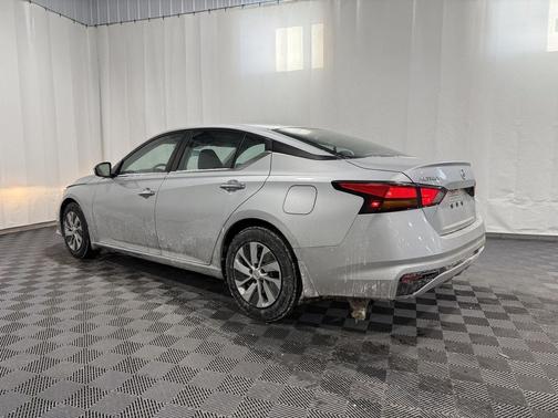 2022 Nissan Altima S FWD