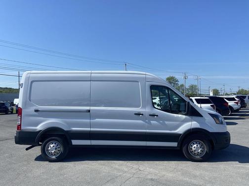 Oxford White 2025 Ford Transit-250 Base
