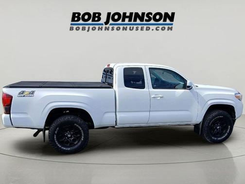 Ice Cap 2023 Toyota Tacoma SR