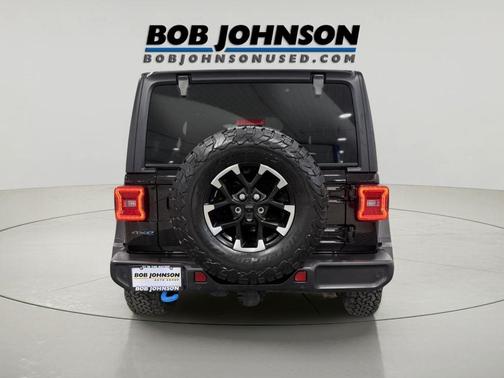 Carbonized Gray Metallic 2024 Ford F-250 Lariat