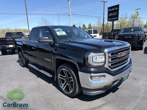 Onyx Black 2017 GMC Sierra 1500 SLE