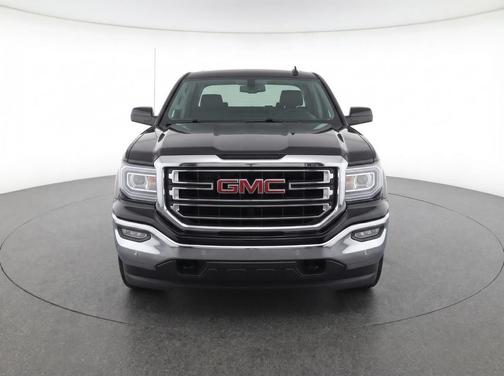Onyx Black 2017 GMC Sierra 1500 SLE