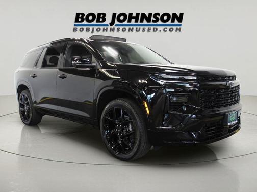 Mosaic Black Metallic 2025 Chevrolet Traverse RS