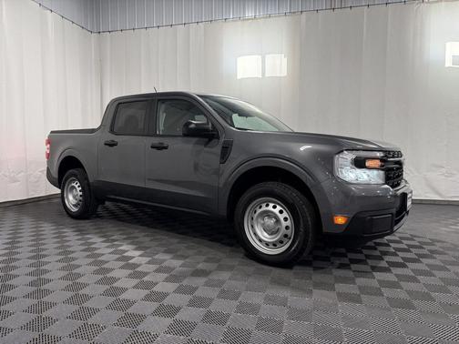 Carbonized Gray Metallic 2023 Ford Maverick XL