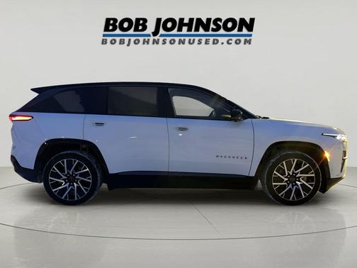 Bright White Clearcoat 2025 Jeep Wagoneer S Limited