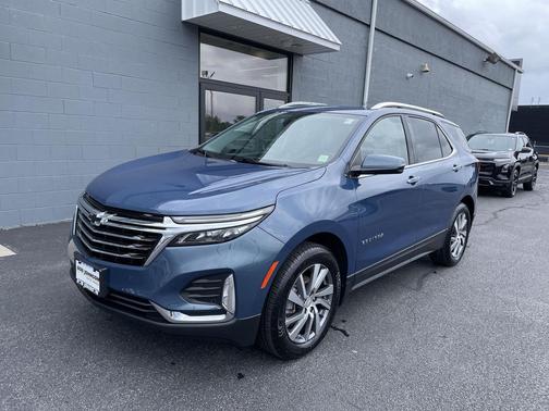 Lakeshore Blue Metallic 2024 Chevrolet Equinox Premier w/1LZ