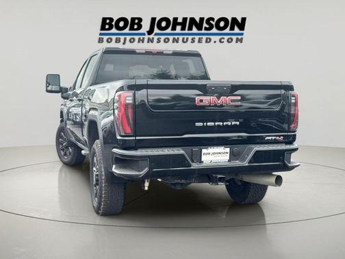 Onyx Black 2025 GMC Sierra 2500 AT4