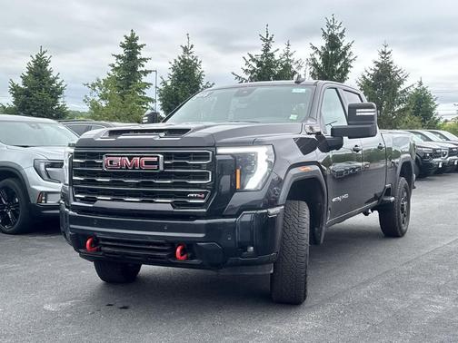 Onyx Black 2025 GMC Sierra 2500 AT4