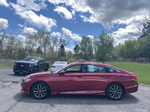 Radiant Red Metallic 2022 Honda Accord EX-L 1.5T