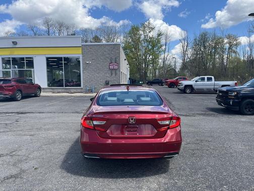 Radiant Red Metallic 2022 Honda Accord EX-L 1.5T
