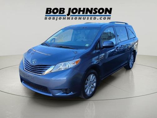 Shoreline Blue Pearl 2015 Toyota Sienna LE