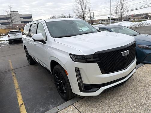 2024 Cadillac Escalade ESV Sport