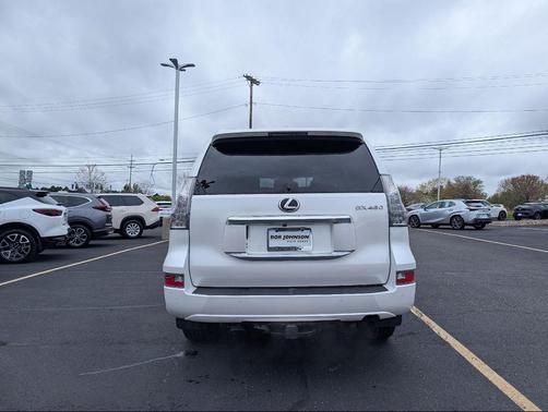 Eminent White Pearl 2023 Lexus GX 460 Premium