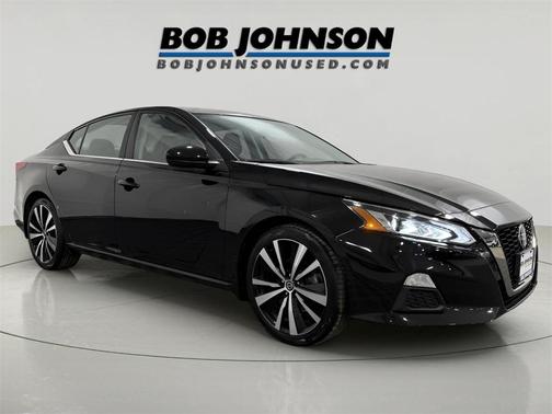 2021 Nissan Altima SR FWD