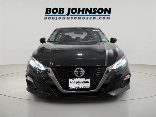 2021 Nissan Altima SR FWD