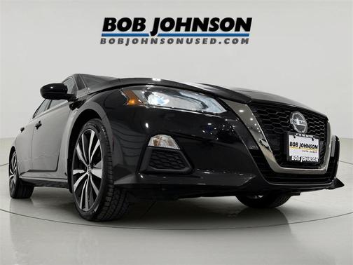 2021 Nissan Altima SR FWD