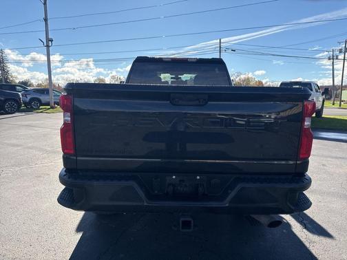 2020 Chevrolet Silverado 2500 Custom