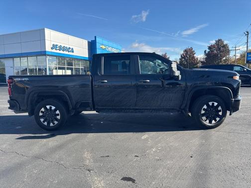 2020 Chevrolet Silverado 2500 Custom