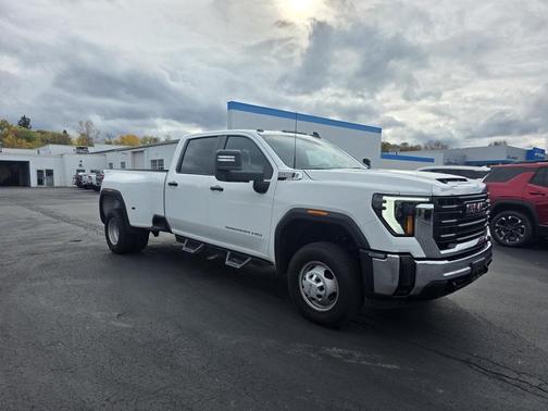 2024 GMC Sierra 3500 Base