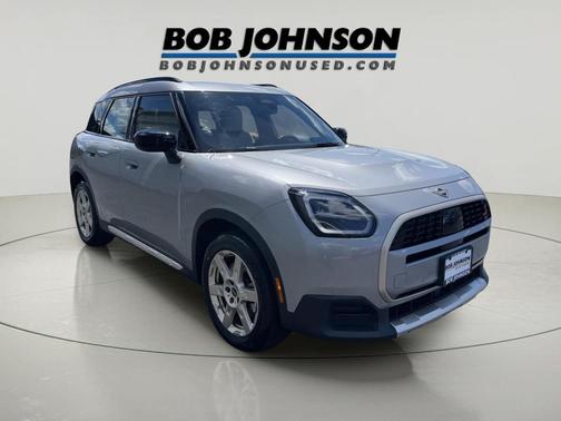 Melting Silver III Metallic 2025 MINI Countryman Cooper S ALL4