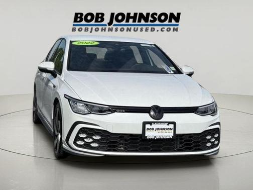 Oryx White Pearl 2022 Volkswagen Golf GTI 1.4T TSI