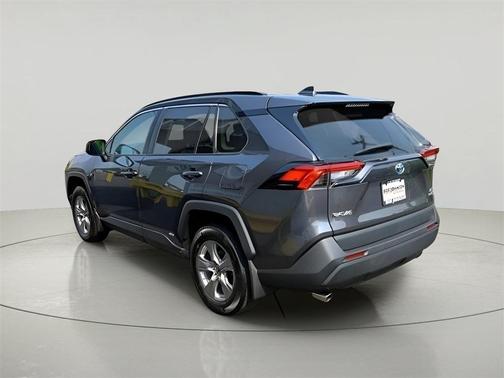 2022 Toyota RAV4 Hybrid LE