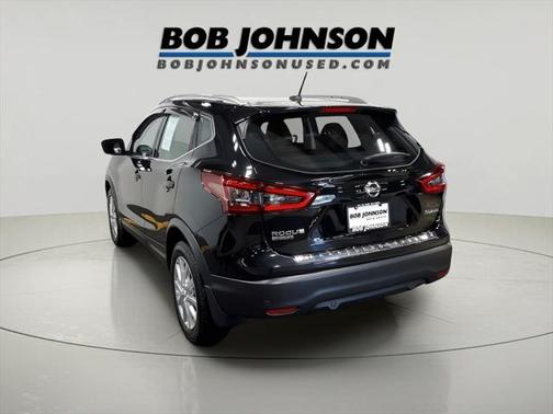 2022 Nissan Rogue Sport SV