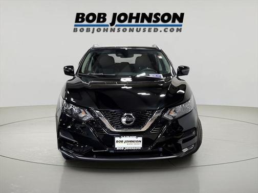 2022 Nissan Rogue Sport SV