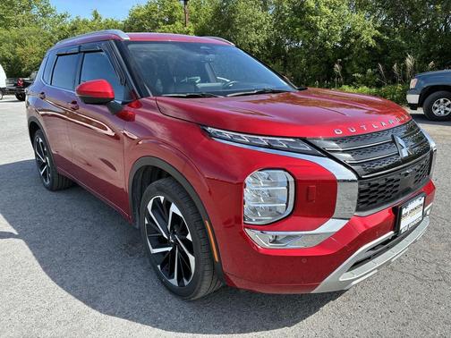 Red Diamond 2023 Mitsubishi Outlander SEL S-AWC