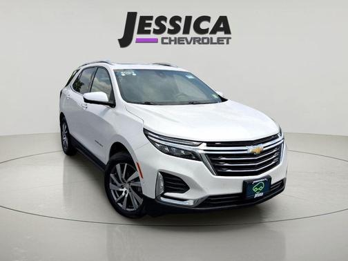 Iridescent Pearl Tricoat 2023 Chevrolet Equinox Premier w/1LZ