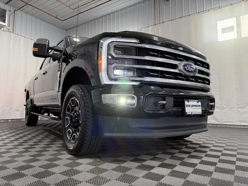 2023 Ford F-250 Platinum