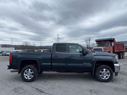 Dark Slate Metallic 2019 GMC Sierra 2500 SLE