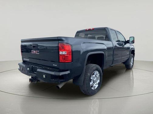 Dark Slate Metallic 2019 GMC Sierra 2500 SLE