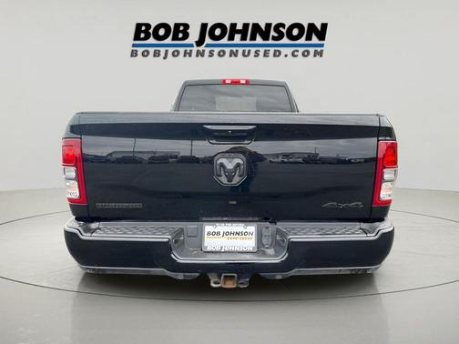 2022 RAM 3500 Big Horn Crew Cab 4x4 8' Box