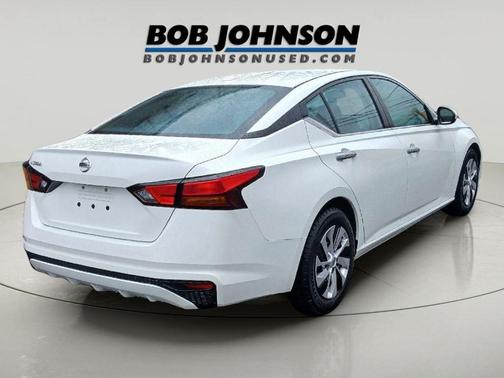 Glacier White 2020 Nissan Altima S FWD