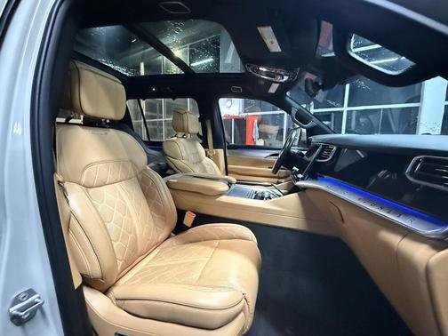 2022 Jeep Grand Wagoneer Series III 4x4